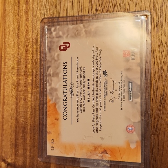 OU Billy Sims #20 Autograph Card Oklahoma University Heisman Trophy - Picture 2 of 2